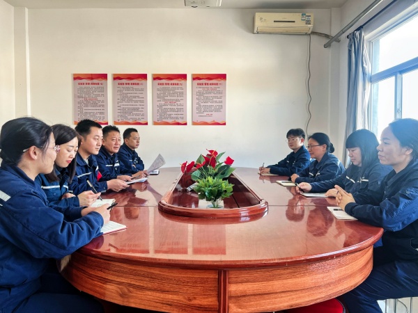 011701422370193683.jpg 黨建+安全 (1).jpg